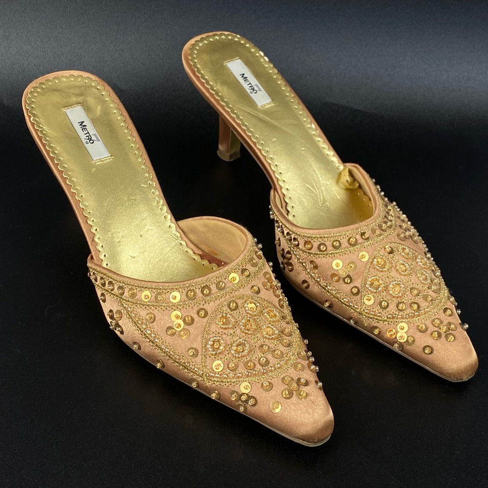 Metro 7 Giselle Women’s Sequins and Beads Heel Mules Size 6.5